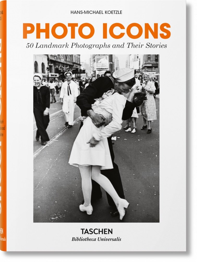 Акція на Hans-Michael Koetzle: Photo Icons. 50 Landmark Photographs and Their Stories від Y.UA