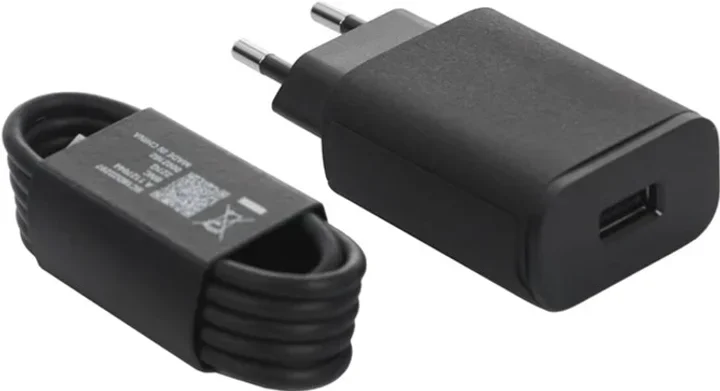 Акція на Motorola Wall Charger Usb 20W with USB-C Cable 1m Black (SJMC202-C) від Stylus