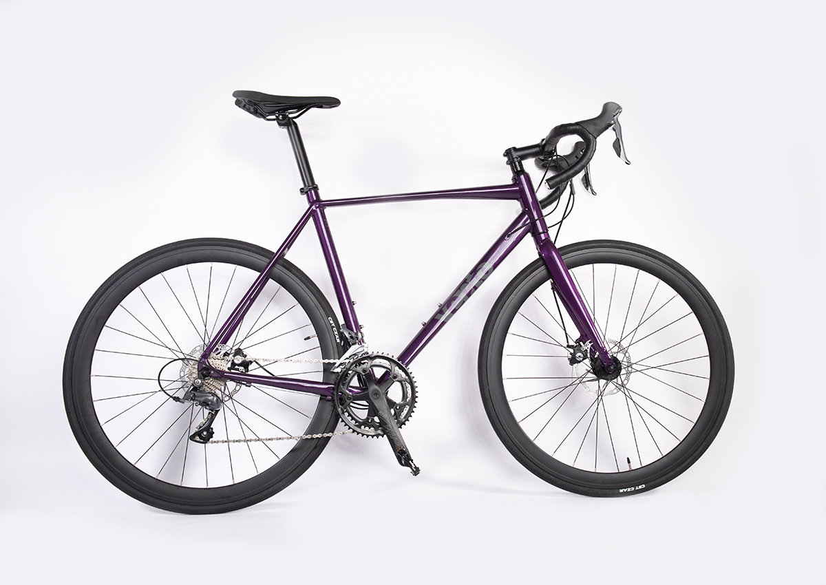 Акція на Велосипед Vento Bora 28 Dark Violet Gloss 56 від Stylus