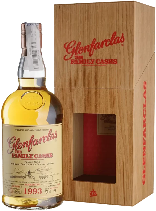 

Віскі Glenfarclas The Family Cask 1993, wooden box 0.7 л (BWR4814)