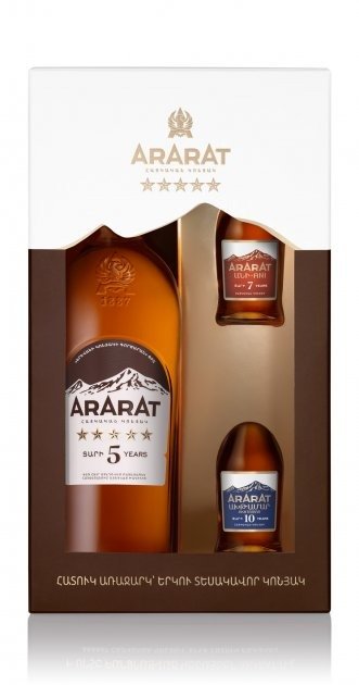 

Набор бренди Ararat 5 лет 0.7 л Ani 7 лет 0.05 л Akhtamar 10 лет 0.05 л 40% (STA4850001006954)