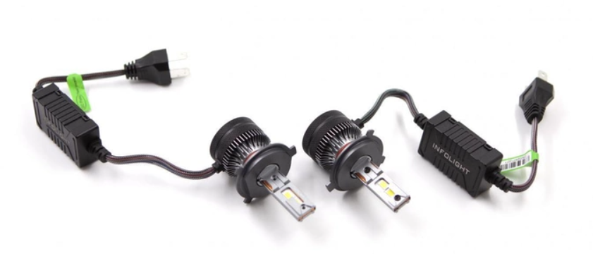 Акція на Комплект светодиодных ламп Infolight S3 H4 60W від Stylus