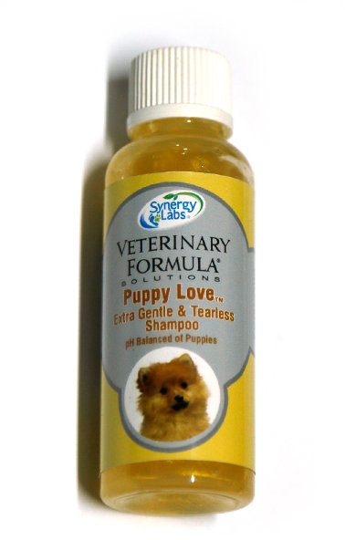 

Шампунь Veterinary Formula Puppy Love Shampoo экстра нежный шампунь для щенков от 6 недель, без слез, без сульфатов, 45 мл