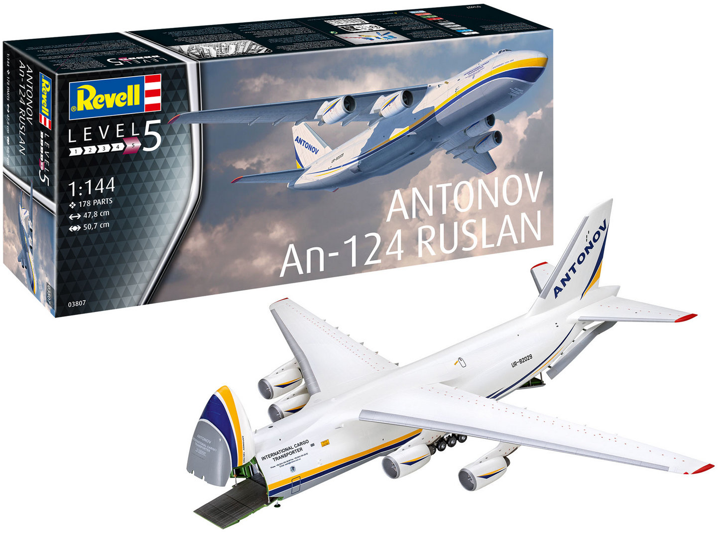 Акція на Збірна модель-копія Revell Вантажний літак АН-124 Руслан рівень 5 масштаб 1:144 від Y.UA