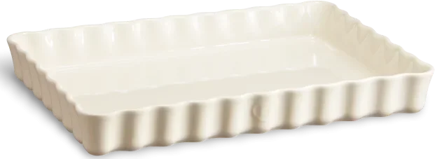 Акція на Форма для пирога Emile Henry 24х34 см керамическая широкая кремовая (026038) від Stylus