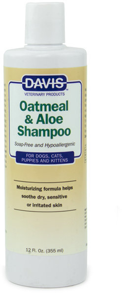 Акція на Шампунь-концентрат Davis Oatmeal & Aloe Shampoo гіпоалергенний для собак і котів 355 мл (52291) від Y.UA