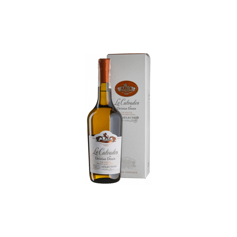 Акція на Кальвадос Christian Drouin Calvados Selection, gift box (0,7 л.) (BW50496) від Stylus