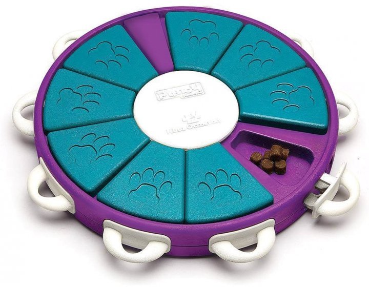 Акція на Іграшка інтерактивна для собак Nina Ottosson Твістер фіолетова (no67335) від Y.UA